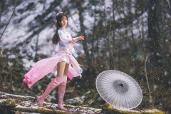 凌晨2点起床的姑娘